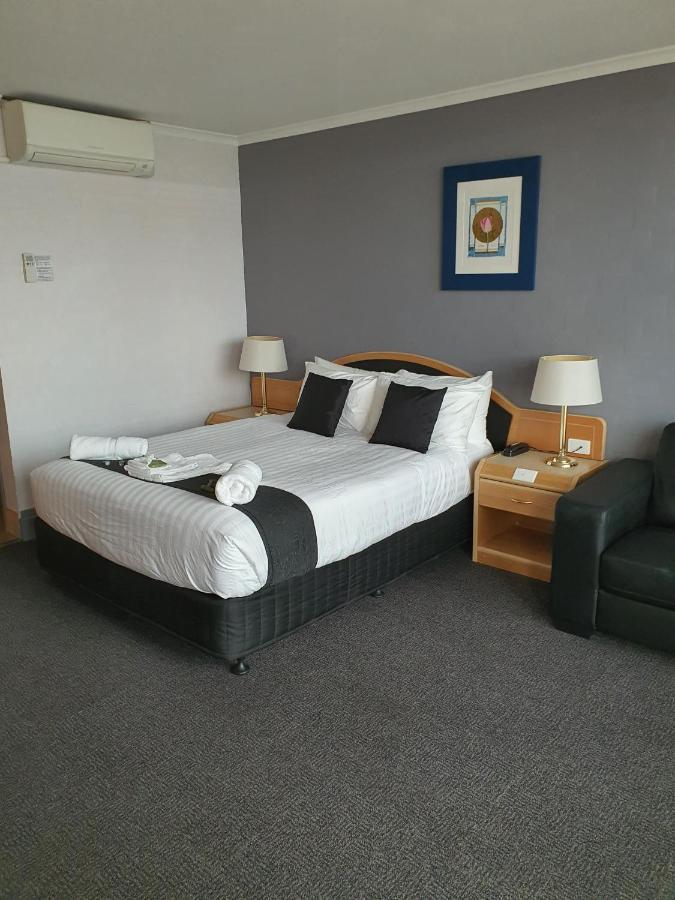 Capital Airport Motel Queanbeyan Bagian luar foto