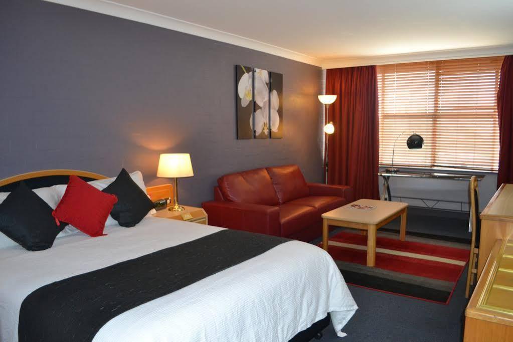 Capital Airport Motel Queanbeyan Bagian luar foto
